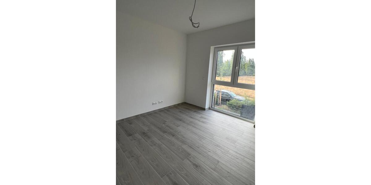 Doppelhaushälfte Lehrte - 7 Zimmer, 188 m&sup2;, 2.260&euro; | Angebot:26122505