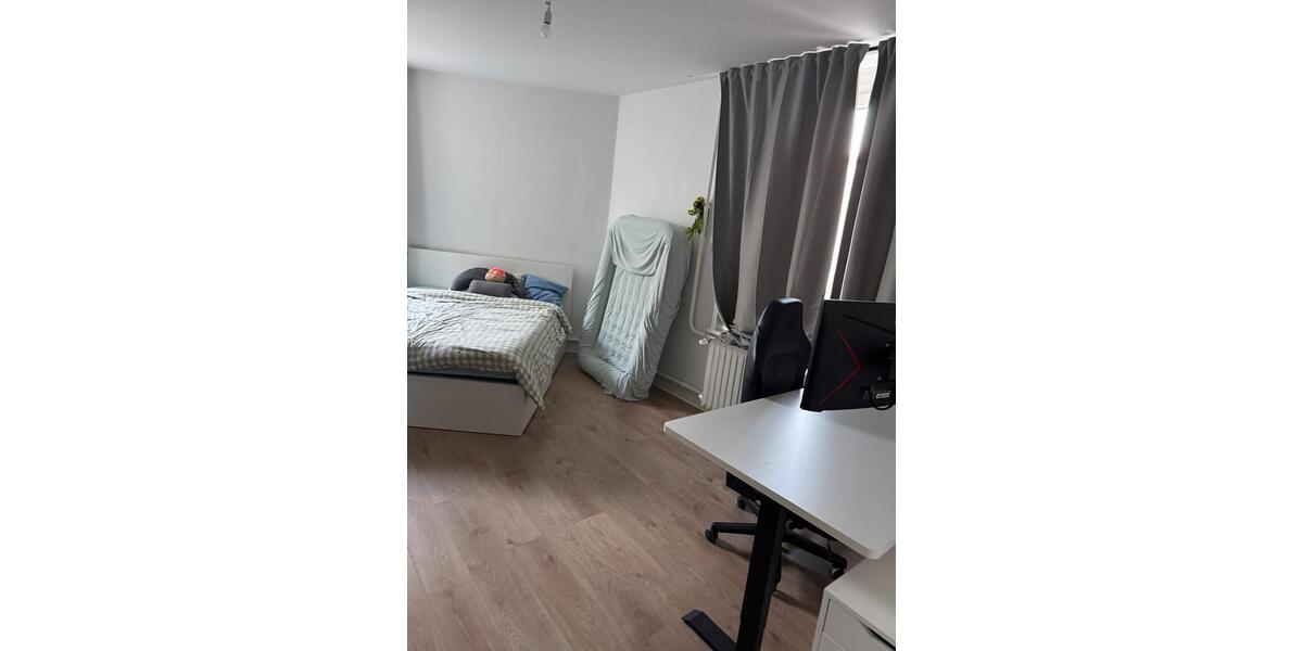 WG-Zimmer in Hannover Linden 4 zimmer