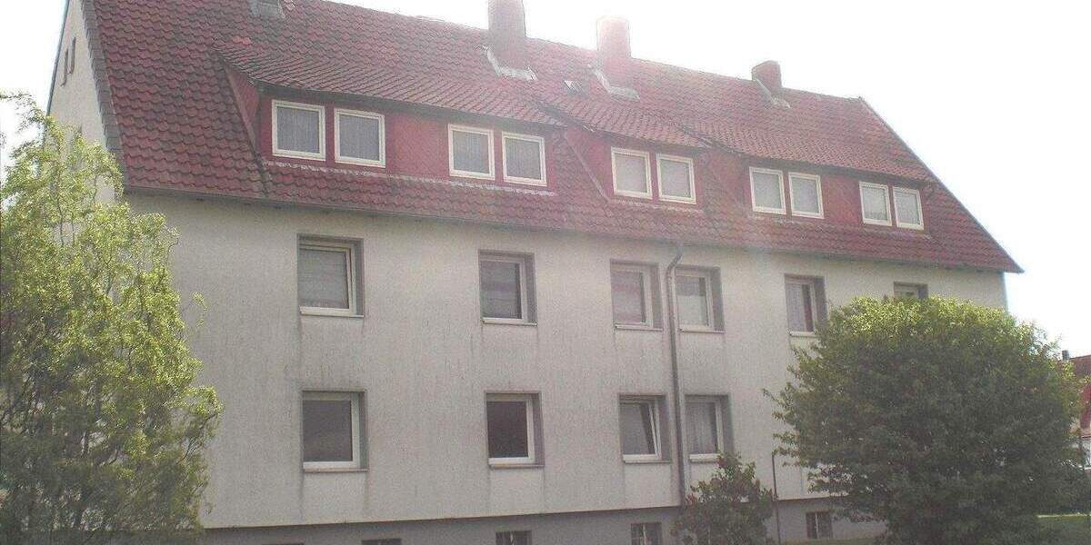 Mehrfamilienhaus mit 7 Wohnungen und schönem Grundstück in zentraler Lage von Elze 1 zimmer