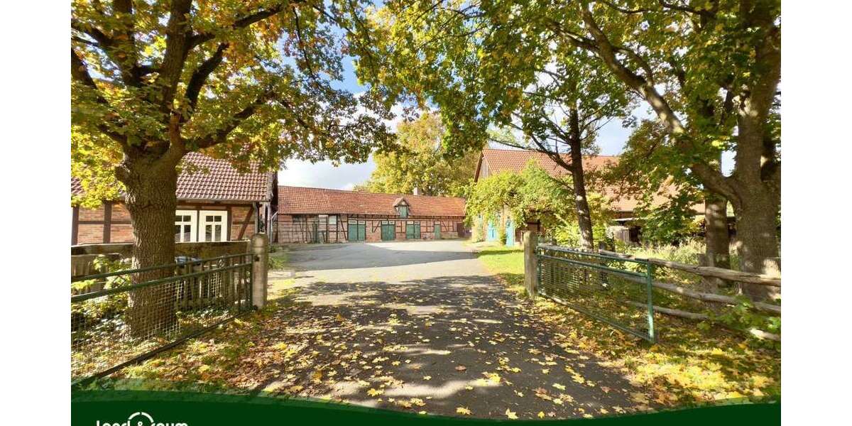 Haus zum Kaufen in Langenhagen 2.290.000 € 350 m² 12 zimmer