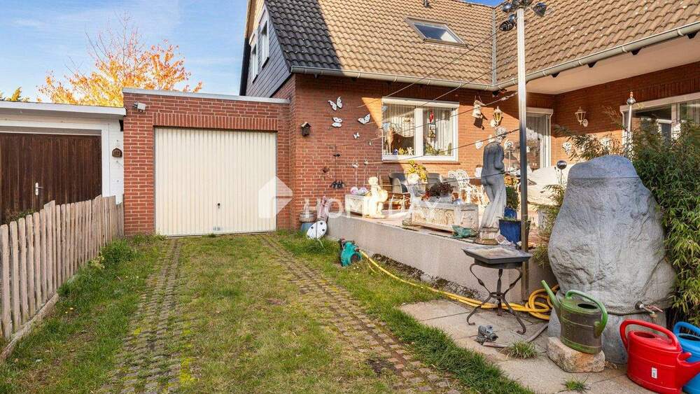 Bothfeld: Topgepflegtes EFH mit Vollkeller, Kamin, Sauna, Terrasse & Garage: Ihr neues Familienglück 7 zimmer