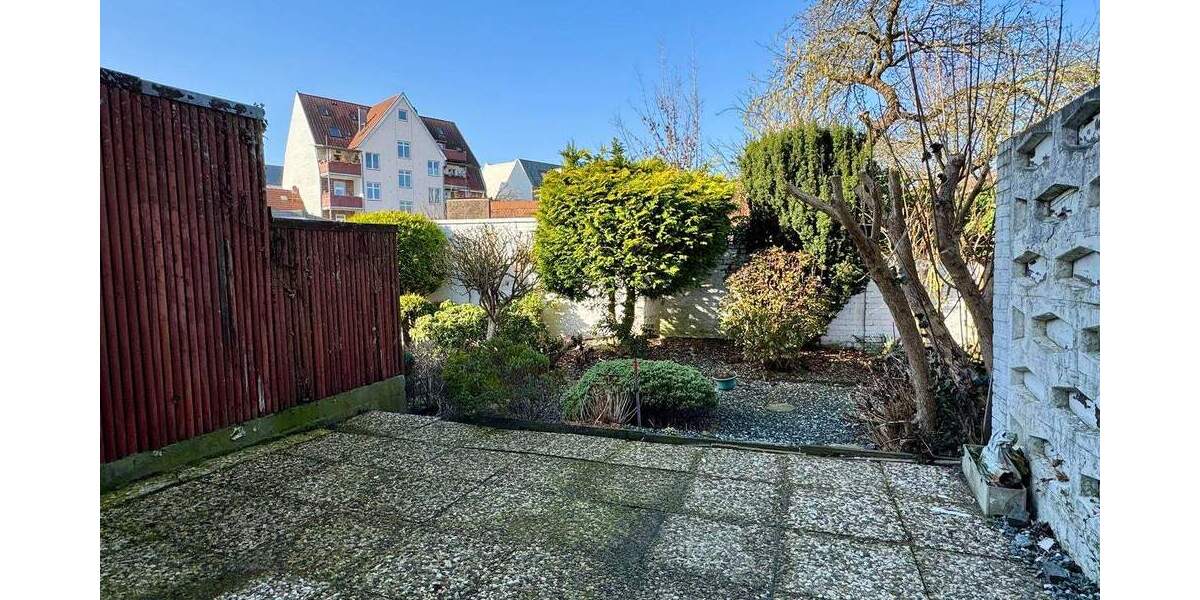 Reihenmittelhaus Hannover Limmer - 4 Zimmer, 92 m&sup2;, 329.000&euro; | Angebot:25746342