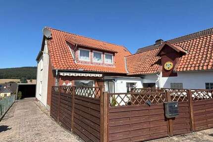 Haus zum Kaufen in Bad Münder am Deister Nienstedt 210.000 € 170 m² 5.5 zimmer