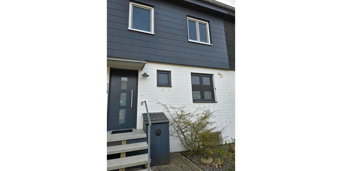 Reihenhaus Ronnenberg - 5 Zimmer, 135 m&sup2;, 405.000&euro; | Angebot:26116182