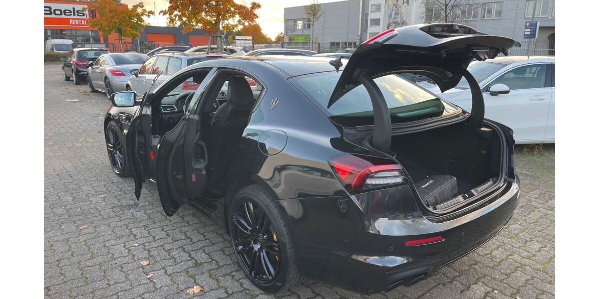 Maserati Ghibli 9.900 km 46.000 &euro; Hannover/altwarmbüchen 30916
