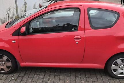 Toyota Aygo (X) 150.000 km 1.750 € Hannover 30179