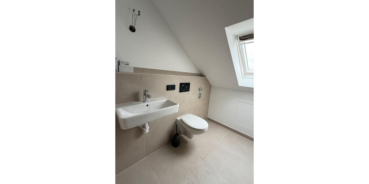 Dachgeschoßwohnung Hannover Bothfeld-Vahrenheide - 2 Zimmer, 50 m&sup2;, 700&euro; | Angebot:26552085