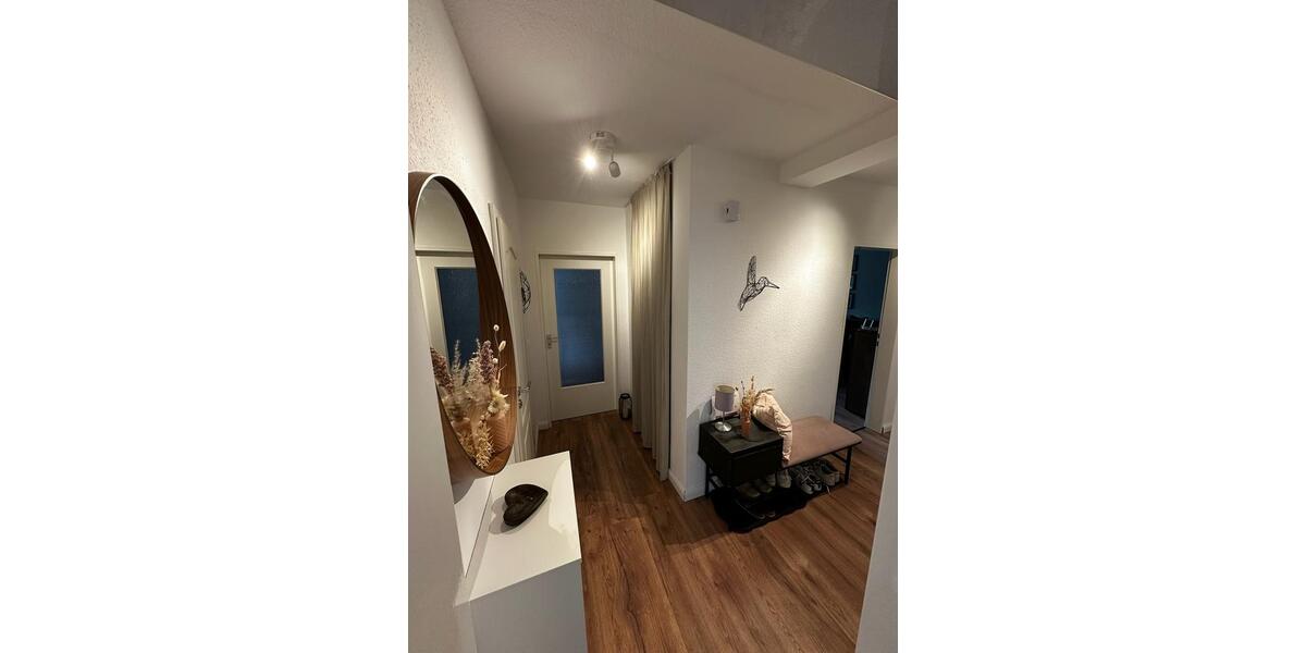 Etagenwohnung Ronnenberg - 3 Zimmer, 90 m&sup2;, 290.000&euro; | Angebot:24744733