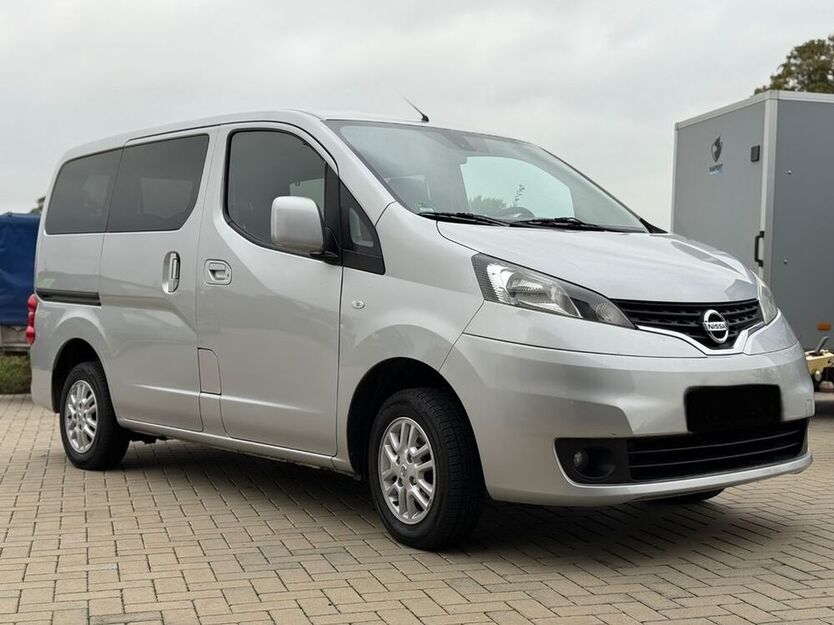 NV200