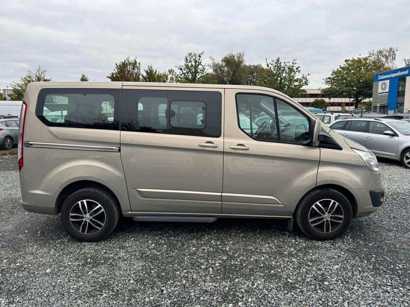 Ford Tourneo Custom 267.000 km 9.799 € Hannover 30179