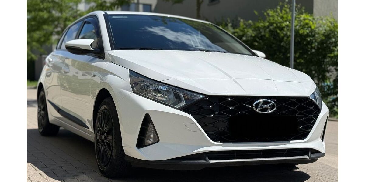 Hyundai i20 27.000 km 12.499 &euro; Hannover 30179