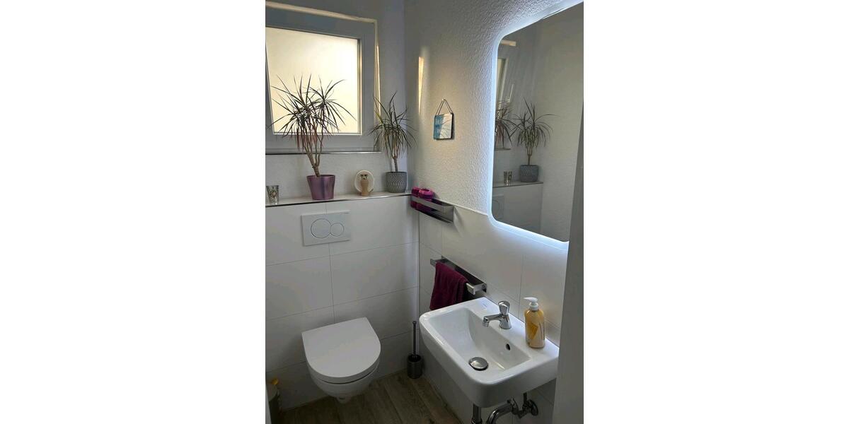 Bungalow Sehnde - 4 Zimmer, 200 m&sup2;, 1.400&euro; | Angebot:27610630