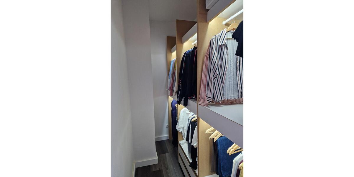 Erdgeschoßwohnung Sehnde - 4 Zimmer, 120 m&sup2;, 1.560&euro; | Angebot:26326373