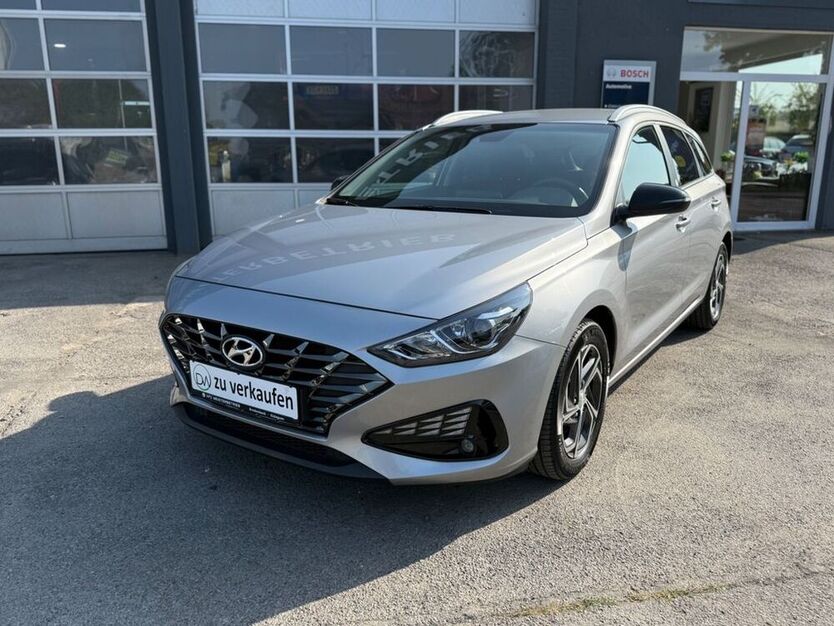 i30