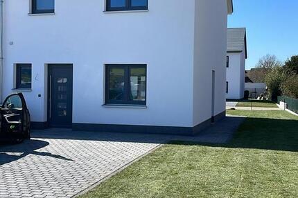 Haus Lehrte - 5 Zimmer, 145 m&sup2;, 1.800&euro; | Angebot:27607067