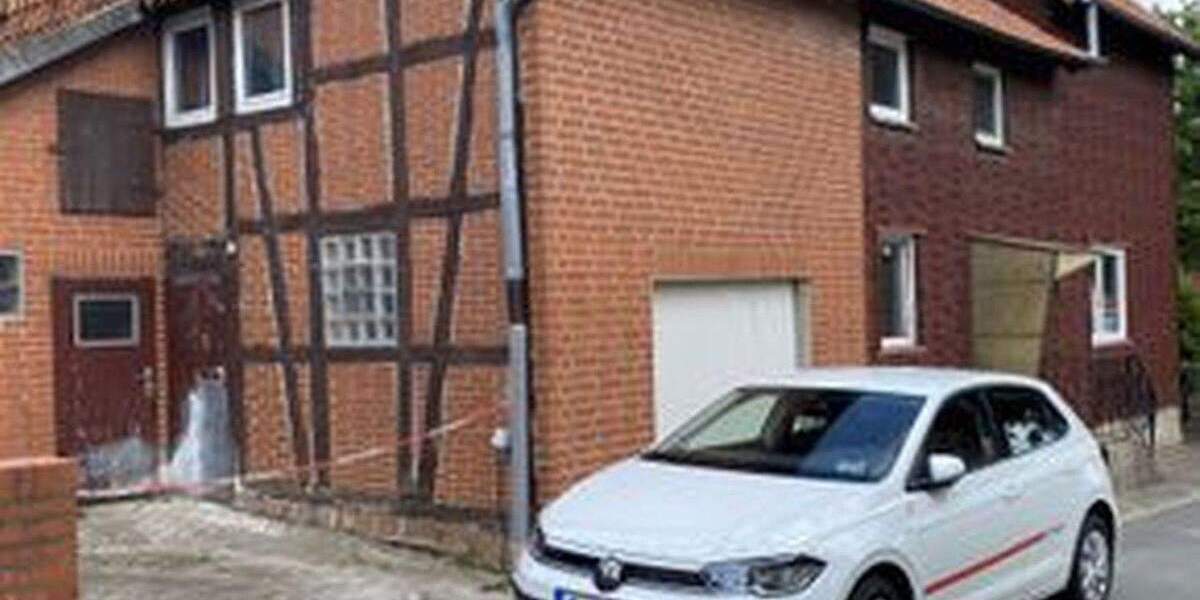 Sarstedt-Hotteln, Haus für große Familie; leerstehend,FESTPREIS !!! nur 169.000,- € 7 zimmer