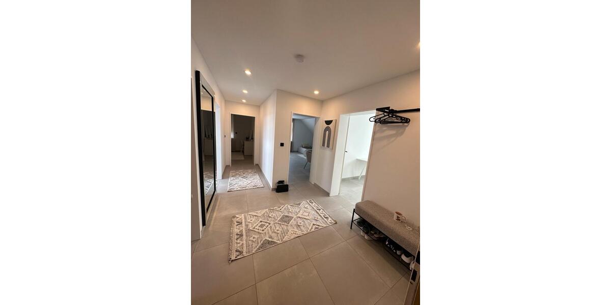 Dachgeschoßwohnung Seelze - 3 Zimmer, 89 m&sup2;, 250.000&euro; | Angebot:27622188