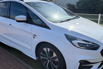 Ford S-Max 60.300 km 19.250 &euro; Garbsen 30826