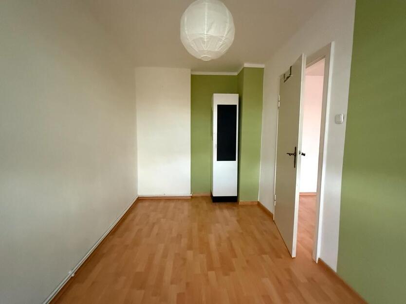 Hannover - Groß Buchholz - 3-Zimmer WHG - gute Lage von Privat zimmer