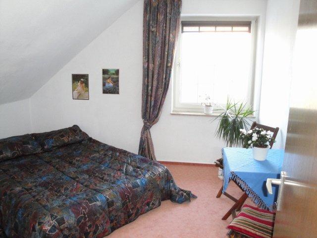 Dachgeschoßwohnung Barsinghausen - 3 Zimmer, 74 m&sup2;, 600&euro; | Angebot:26602535