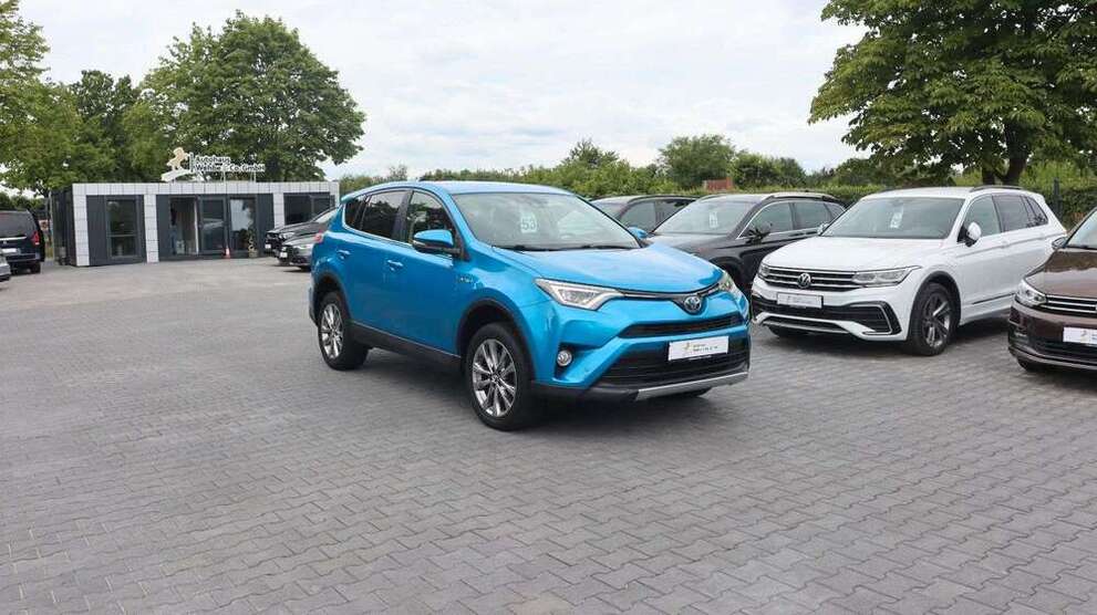 Toyota RAV 4 82.000 km 18.900 € Hannover 30457