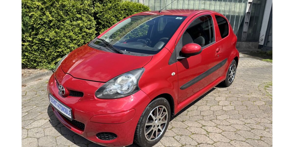 Toyota Aygo (X) 74.700 km 6.500 &euro; Hannover 30179