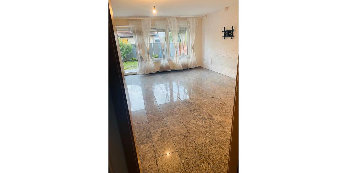 Reihenhaus Laatzen - 5 Zimmer, 126 m&sup2;, 470.000&euro; | Angebot:26990769