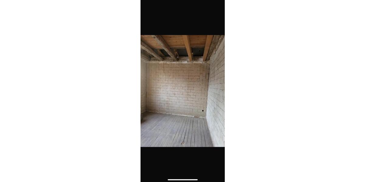 Einfamilienhaus Hannover Linden-Limmer - 25 Zimmer, 350 m&sup2;, 50.000&euro; | Angebot:26300004