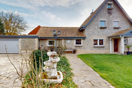 Haus zum Kaufen in Hannover 990.000 € 253 m² 7 zimmer