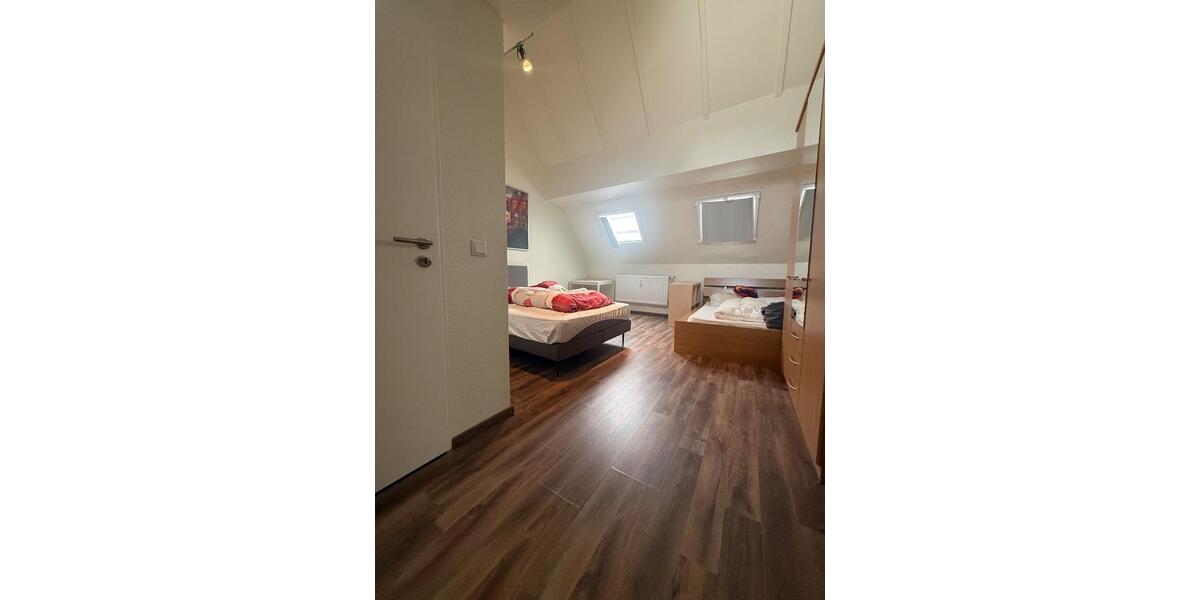 Dachgeschoßwohnung Langenhagen Brink - 2 Zimmer, 70 m&sup2;, 750&euro; | Angebot:26036333