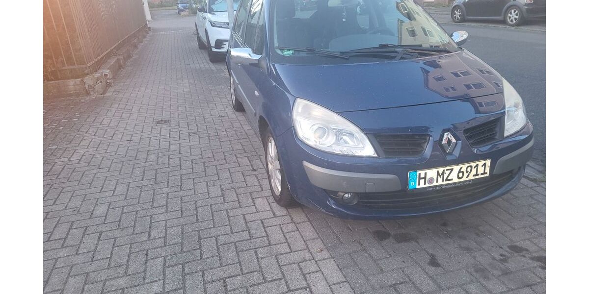 Renault Scenic 145.258 km 1.200 &euro; lehrte 31275