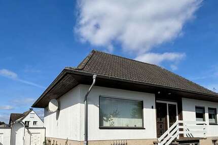 Haus zum Kaufen in Wunstorf Großenheidorn 199.000 € 125 m² 4 zimmer