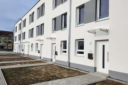 Haus zum Mieten in Hannover Seelhorst 1.593 € 118 m²