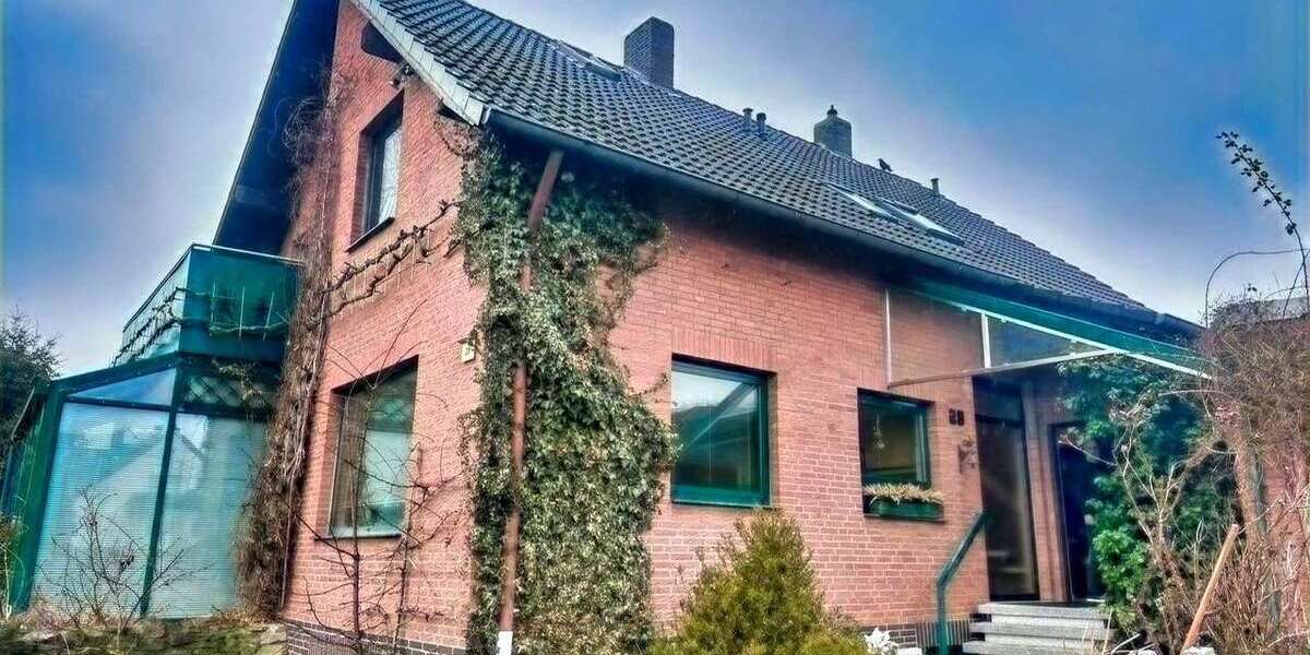 Einfamilienhaus Springe - 7 Zimmer, 187 m&sup2;, 438.000&euro; | Angebot:25592083