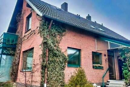 Haus Springe - 7 Zimmer, 187 m&sup2;, 438.000&euro; | Angebot:25592083