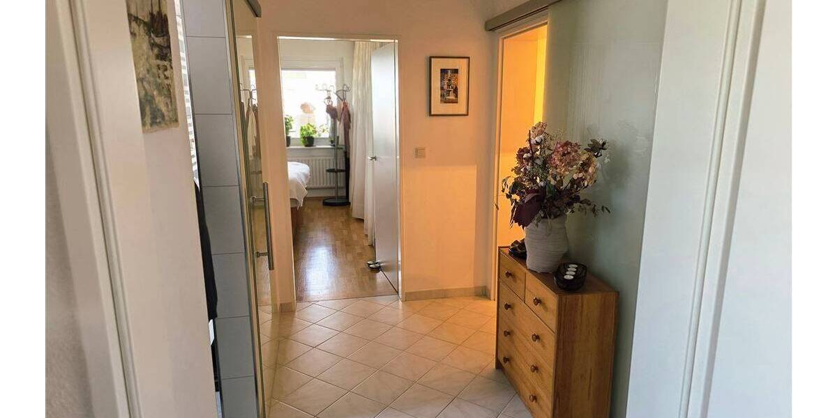 Etagenwohnung Hannover Wettbergen - 4 Zimmer, 91 m&sup2;, 269.500&euro; | Angebot:26739848