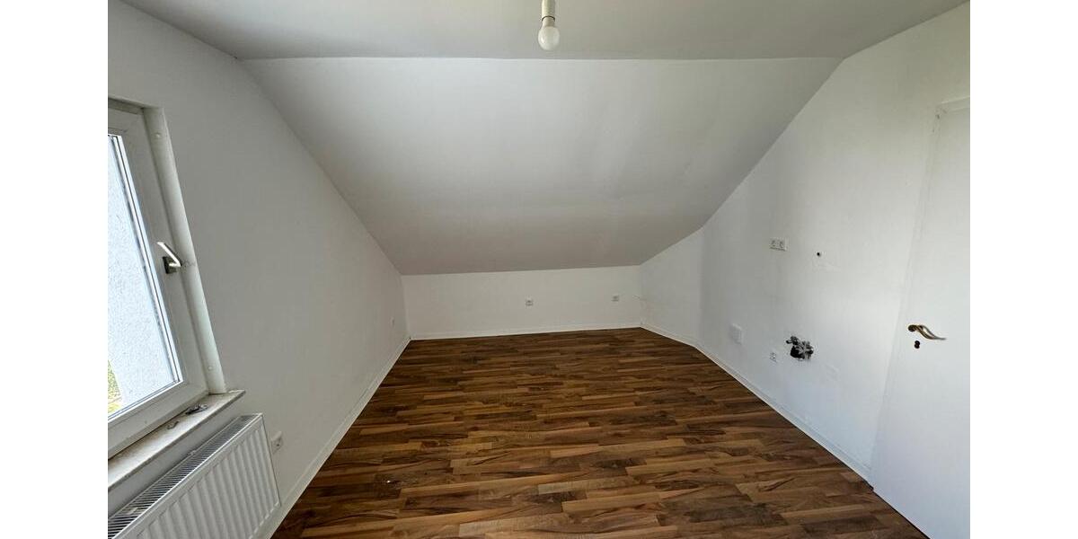 Erdgeschoßwohnung Garbsen Berenbostel - 3 Zimmer, 80 m&sup2;, 1.000&euro; | Angebot:26474573
