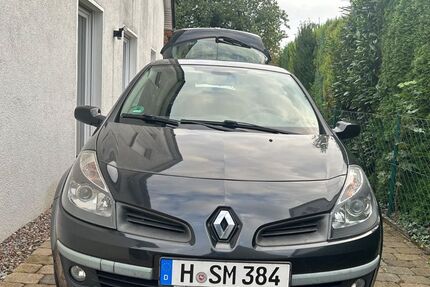 Renault Clio 236.000 km 1.800 € Springe 31832
