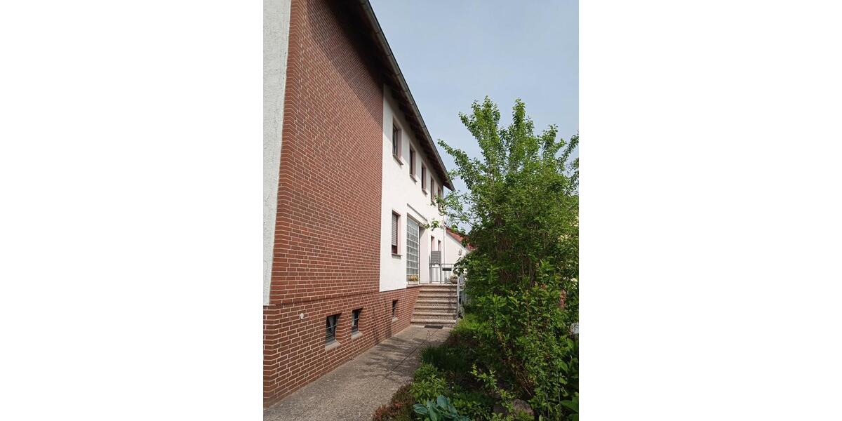 Dachgeschoßwohnung Ronnenberg - 2 Zimmer, 60 m&sup2;, 580&euro; | Angebot:26545080