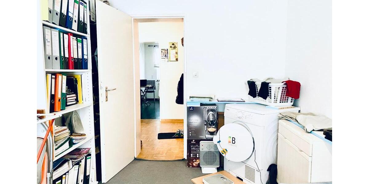 Ruhig gelegene 3-Zi-Whg mit Südbalkon 3 zimmer