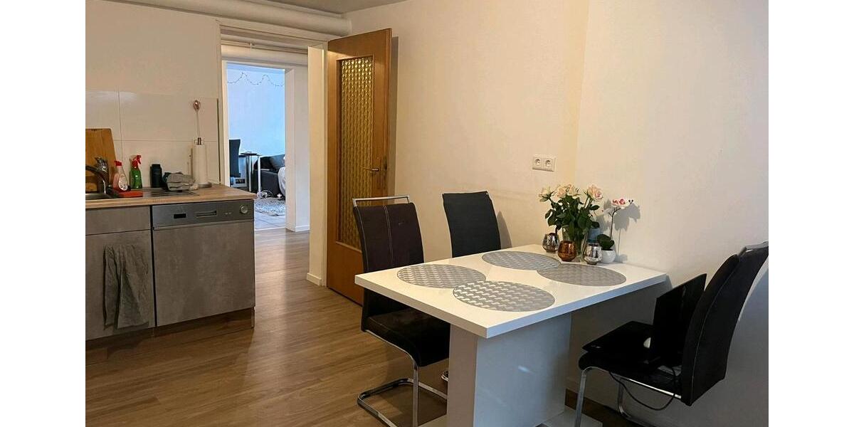 Etagenwohnung Lehrte - 2 Zimmer, 70 m&sup2;, 600&euro; | Angebot:25633512