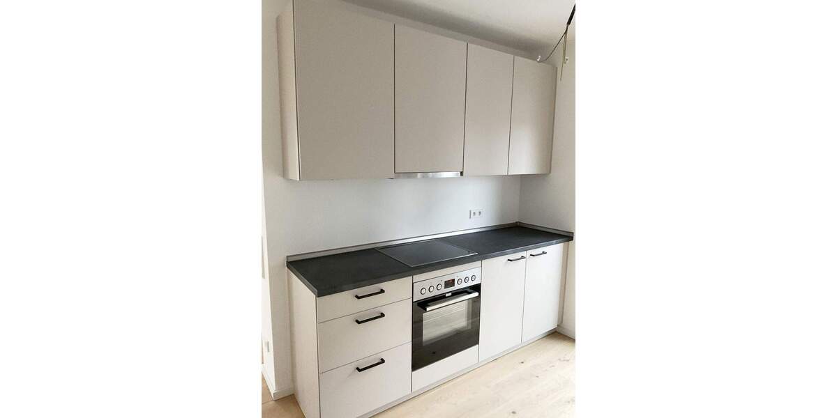 Etagenwohnung Hannover Döhren - 3 Zimmer, 124 m&sup2;, 1.800&euro; | Angebot:23191529