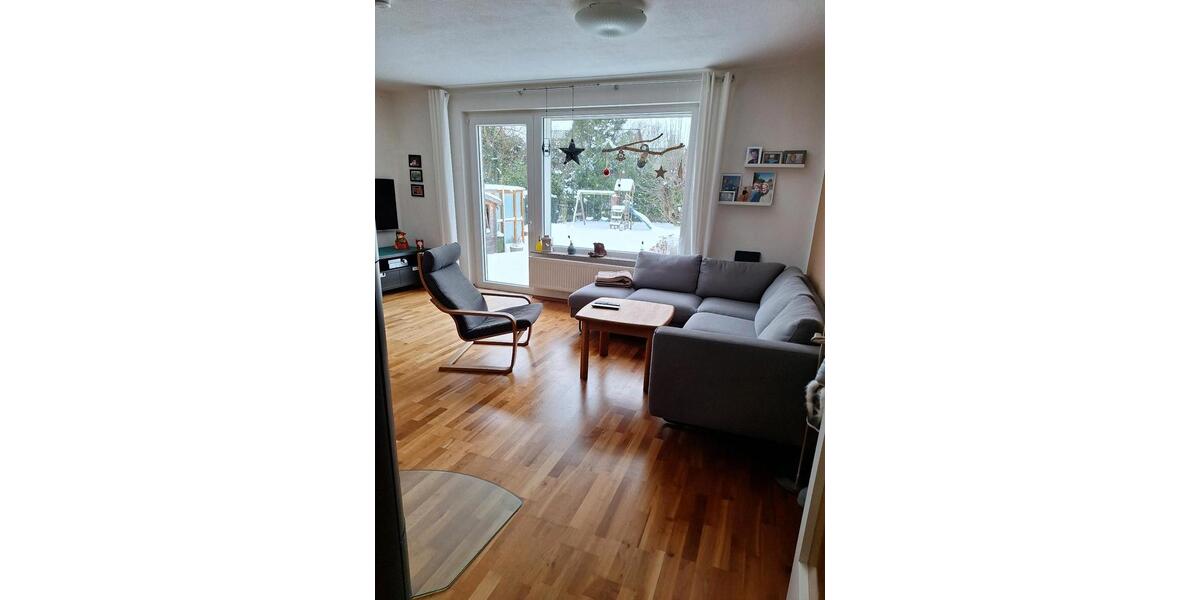 Moderne 4-Zimmer Wohnung mit großem Garten 4 zimmer