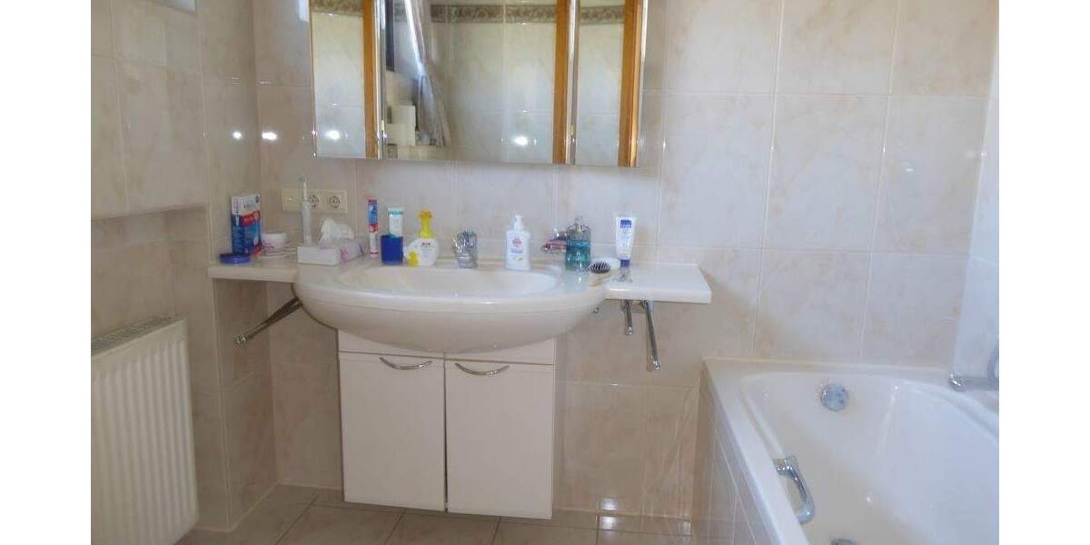 Bungalow Garbsen Meyenfeld - 5 Zimmer, 151 m&sup2;, 245.000&euro; | Angebot:25879804