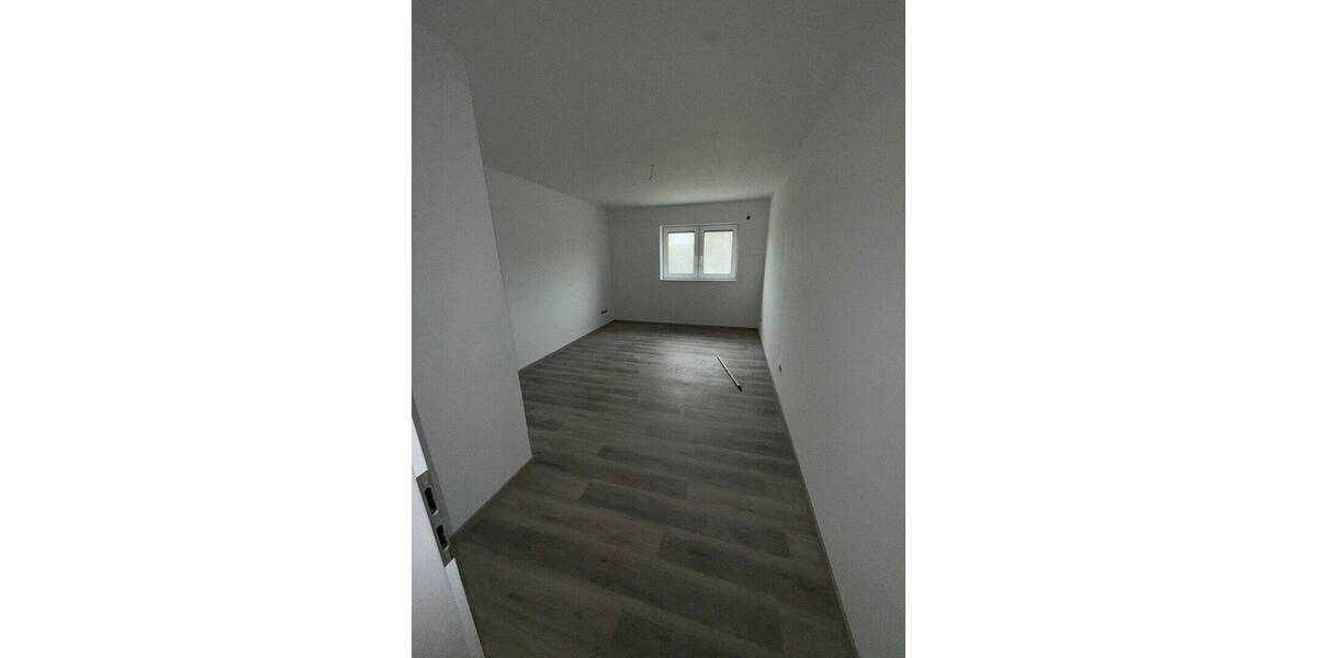 Doppelhaushälfte Burgdorf/Ehlershausen Ramlingen-Ehlershausen - 5 Zimmer, 120 m&sup2;, 1.600&euro; | Angebot:26156017