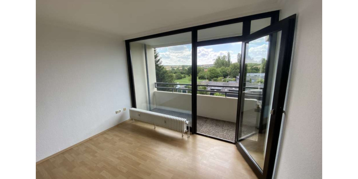 Helle 2-Zimmer-Wohnung mit Balkon und Aufzug in Hannover-Bemerode 2 zimmer