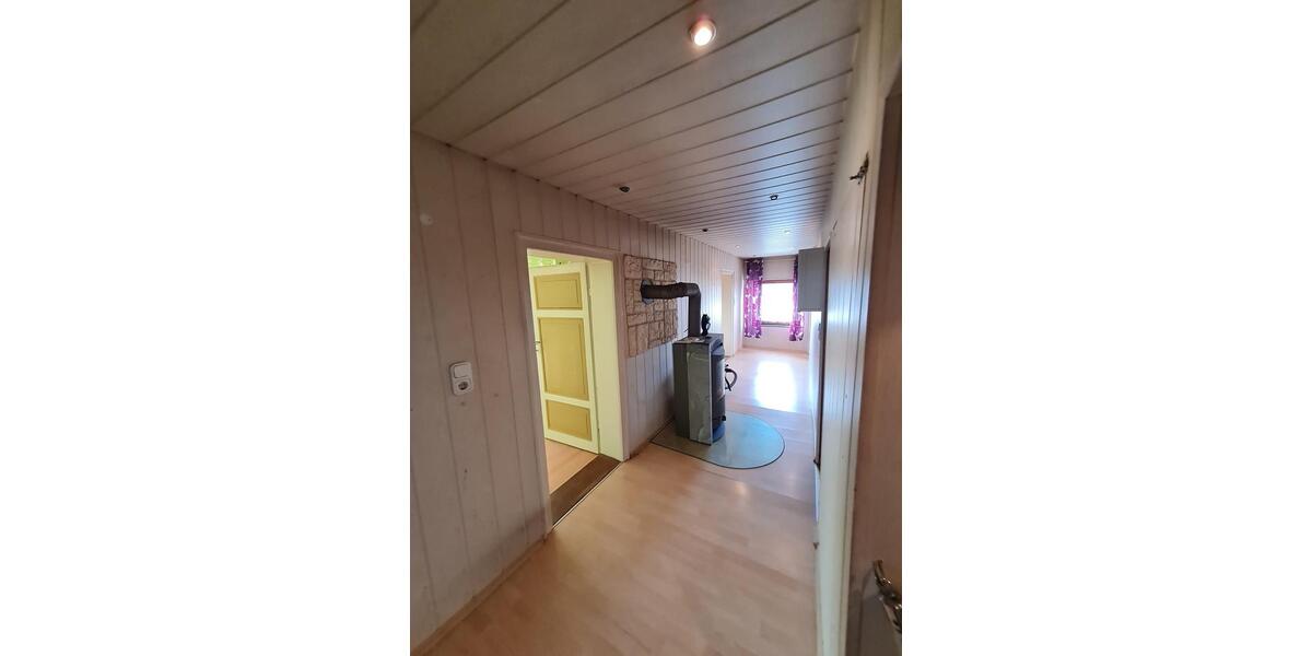 Einfamilienhaus Bad Münder am Deister - 9 Zimmer, 287 m&sup2;, 149.999&euro; | Angebot:26933535