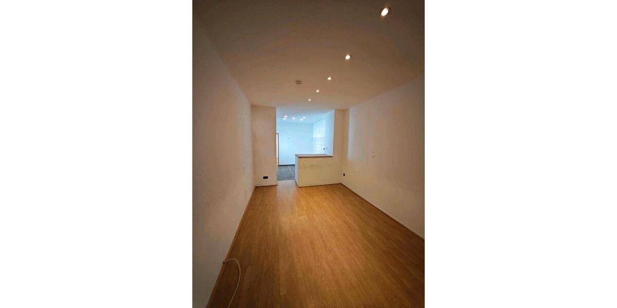 Etagenwohnung Hannover Linden-Limmer - 4 Zimmer, 90 m&sup2;, 1.100&euro; | Angebot:26403815
