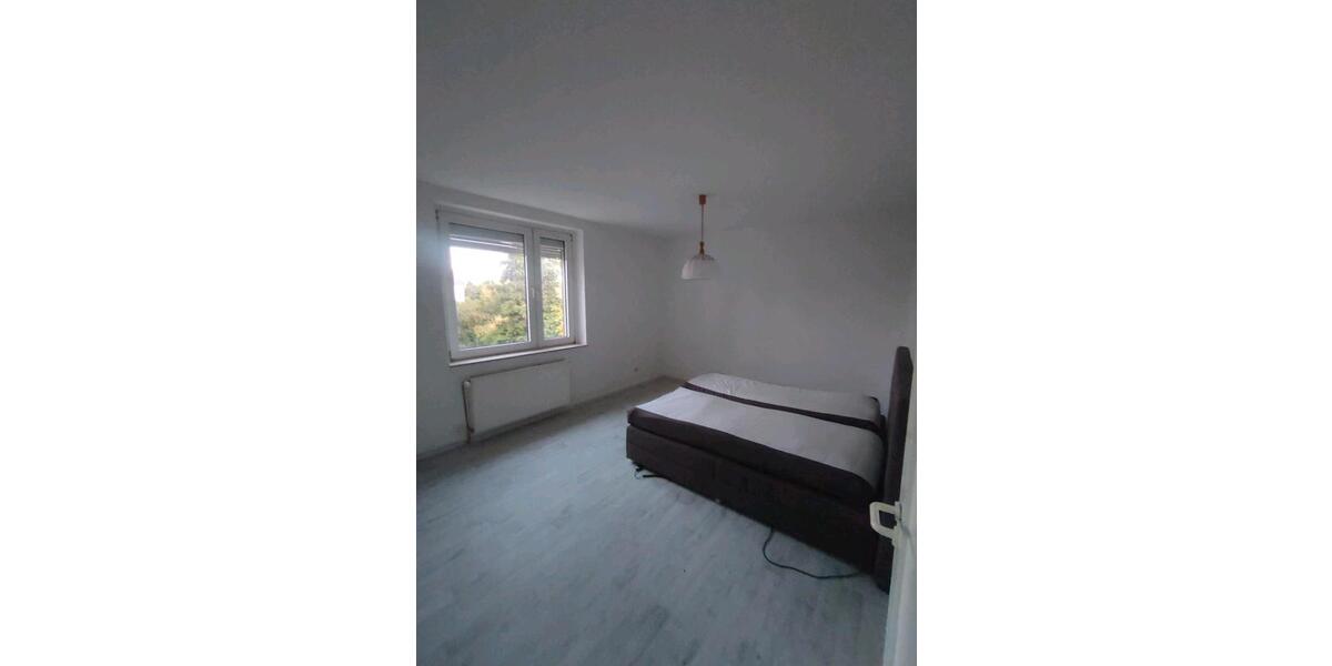 Etagenwohnung Hemmingen - 3 Zimmer, 90 m&sup2;, 1.150&euro; | Angebot:26660627