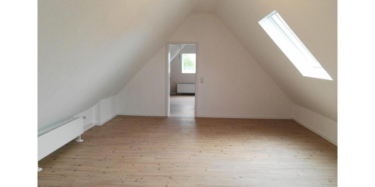 Maisonettenwohnung Algermissen - 6 Zimmer, 160 m&sup2;, 1.200&euro; | Angebot:24841248